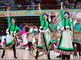 勇士1分惜败快船：库里27分近5年首次被罚下 小卡24+12科尔被驱逐